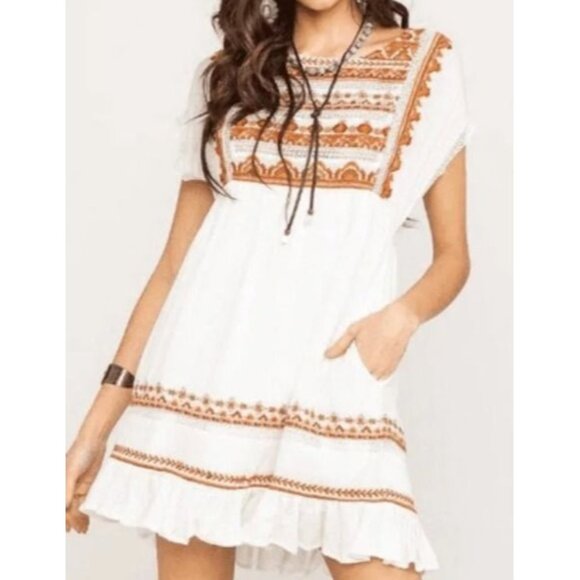 Free People Dresses & Skirts - Free People Mini Dress Sunrise Wanderer Boho Tribal Pattern w/ Pockets Small